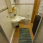 Sweet 3-room In A Location ترير