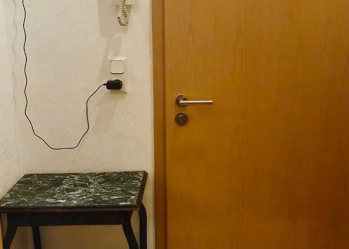 Appartamento Sweet 3-room In A Location Treviri