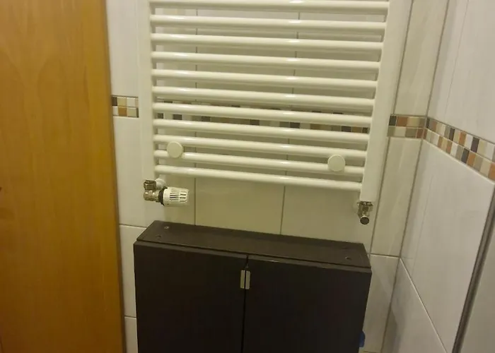 Sweet 3-room In A Location Apartment